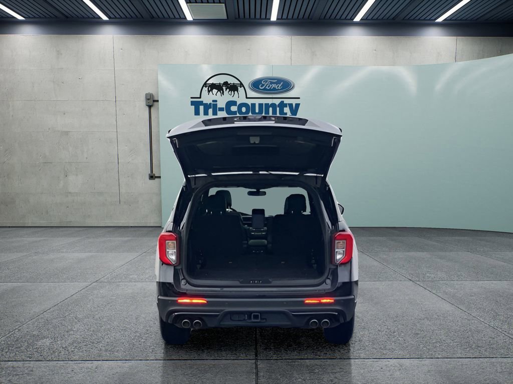 Used 2020 Ford Explorer ST w/ Premium Technology Package image 38