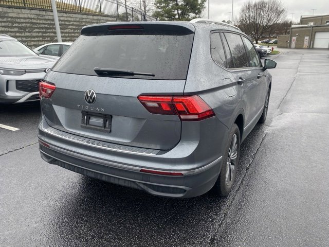 Used 2024 Volkswagen Tiguan Wolfsburg Edition image 11