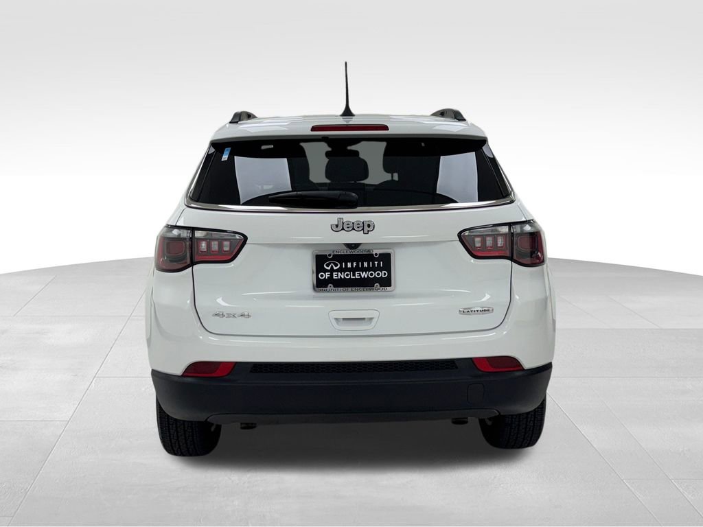 Used 2024 Jeep Compass Latitude image 6