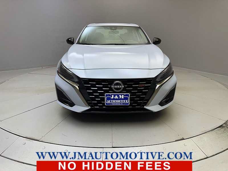 Used 2024 Nissan Altima 2.5 SR w/ SR Premium Package AWD/4WD image 8