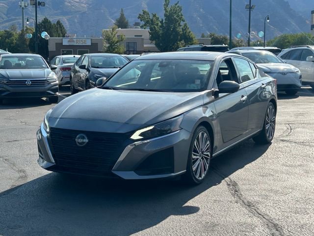 Used 2023 Nissan Altima 2.5 SL FWD image 9