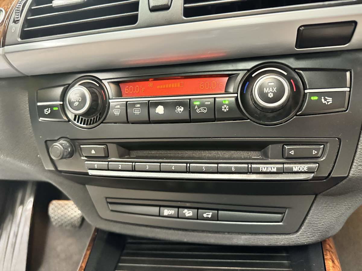 Used 2013 BMW X5 xDrive35i image 16