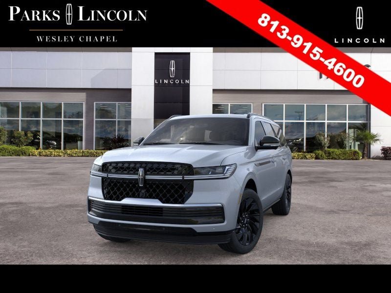 New 2026 Lincoln Navigator Reserve w/ Jet Appearance Package AWD/4WD image 2