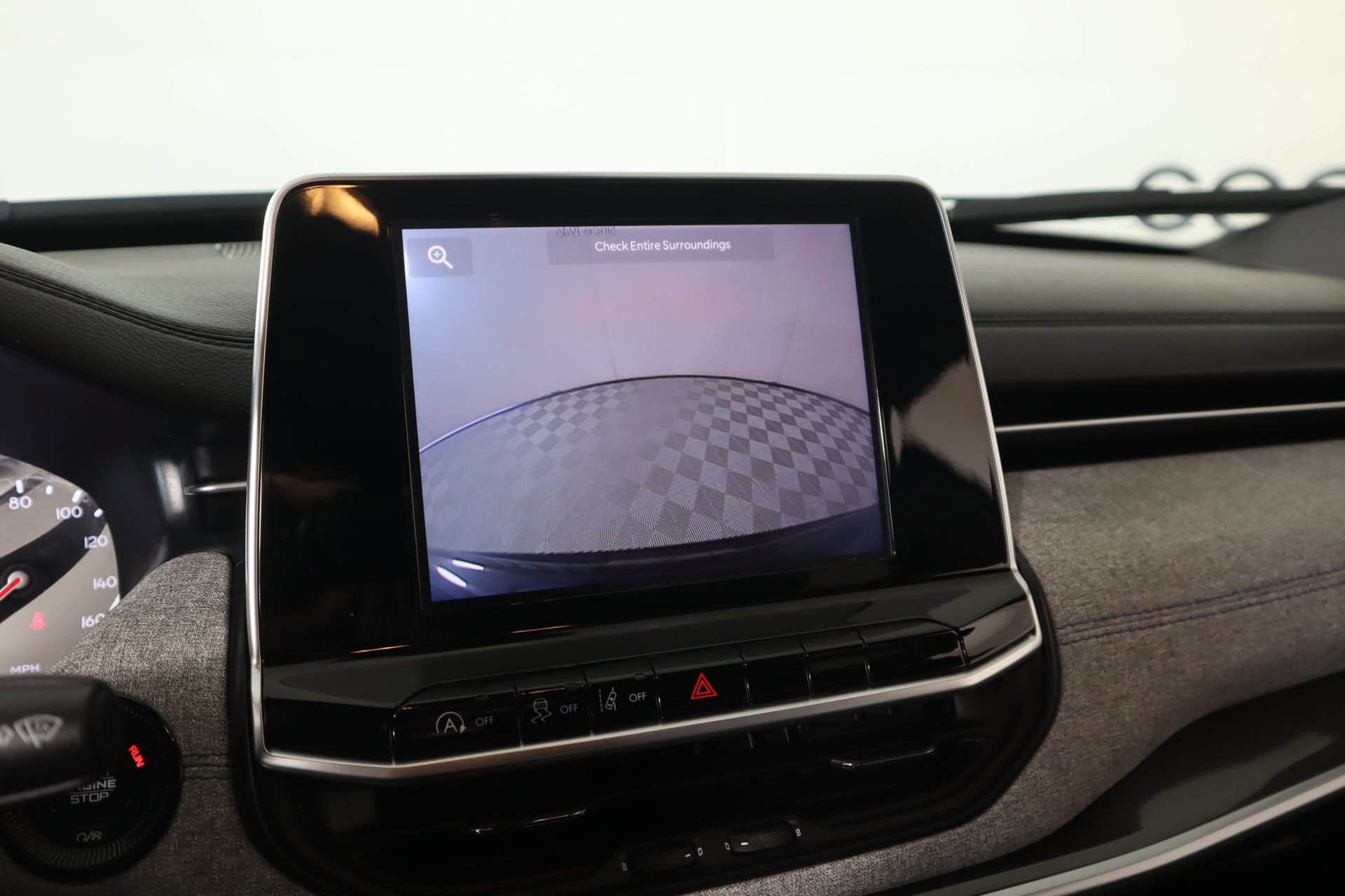 Used 2025 Jeep Compass Latitude image 6