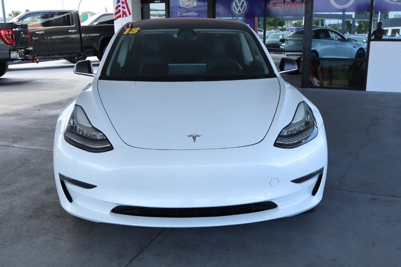 Used 2018 Tesla Model 3 Long Range RWD image 13