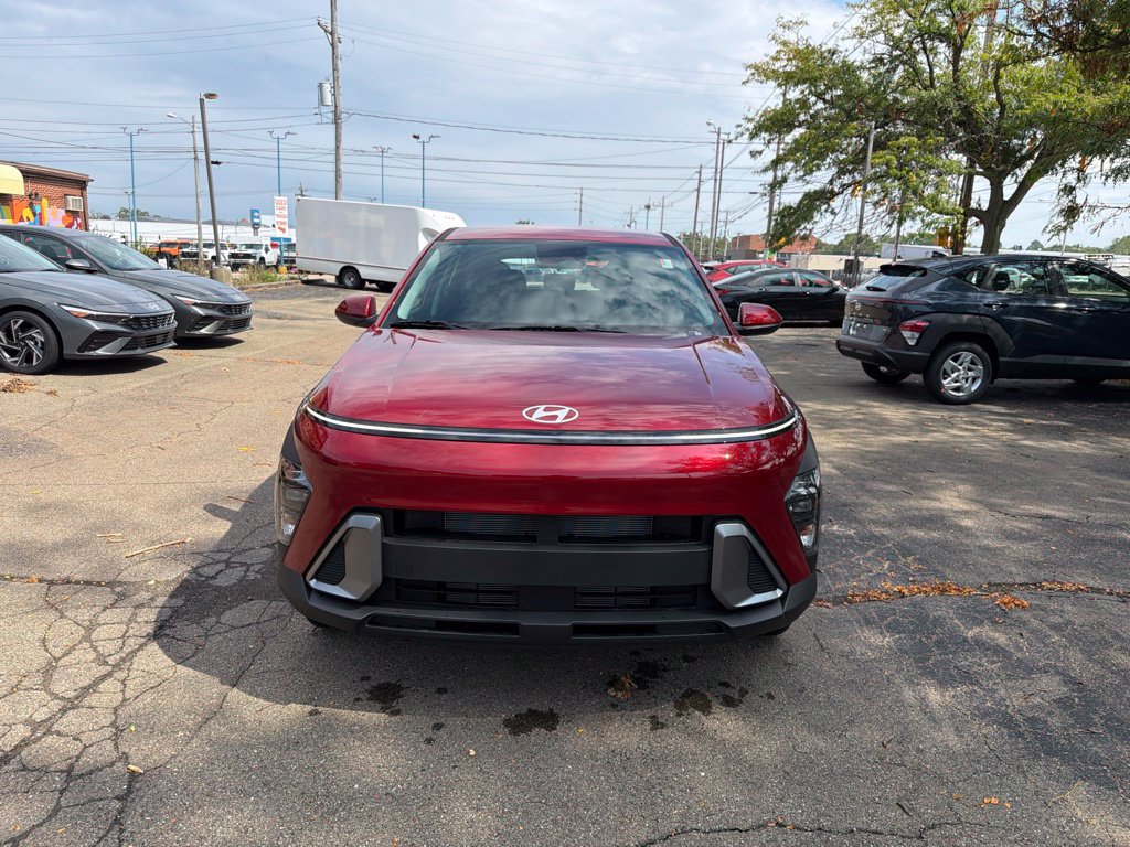 New 2027 Hyundai Kona SE AWD/4WD image 2