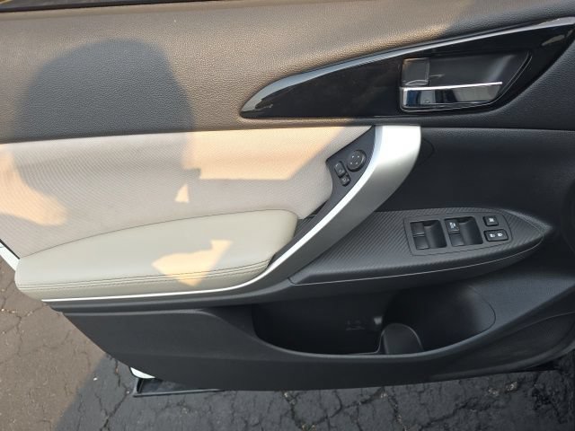Used 2019 Mitsubishi Eclipse Cross SE AWD/4WD image 9