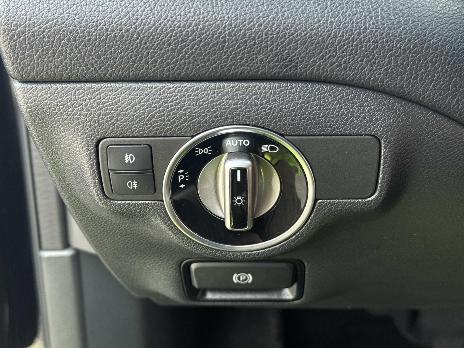 Used 2019 Mercedes-Benz GLA 250 image 18