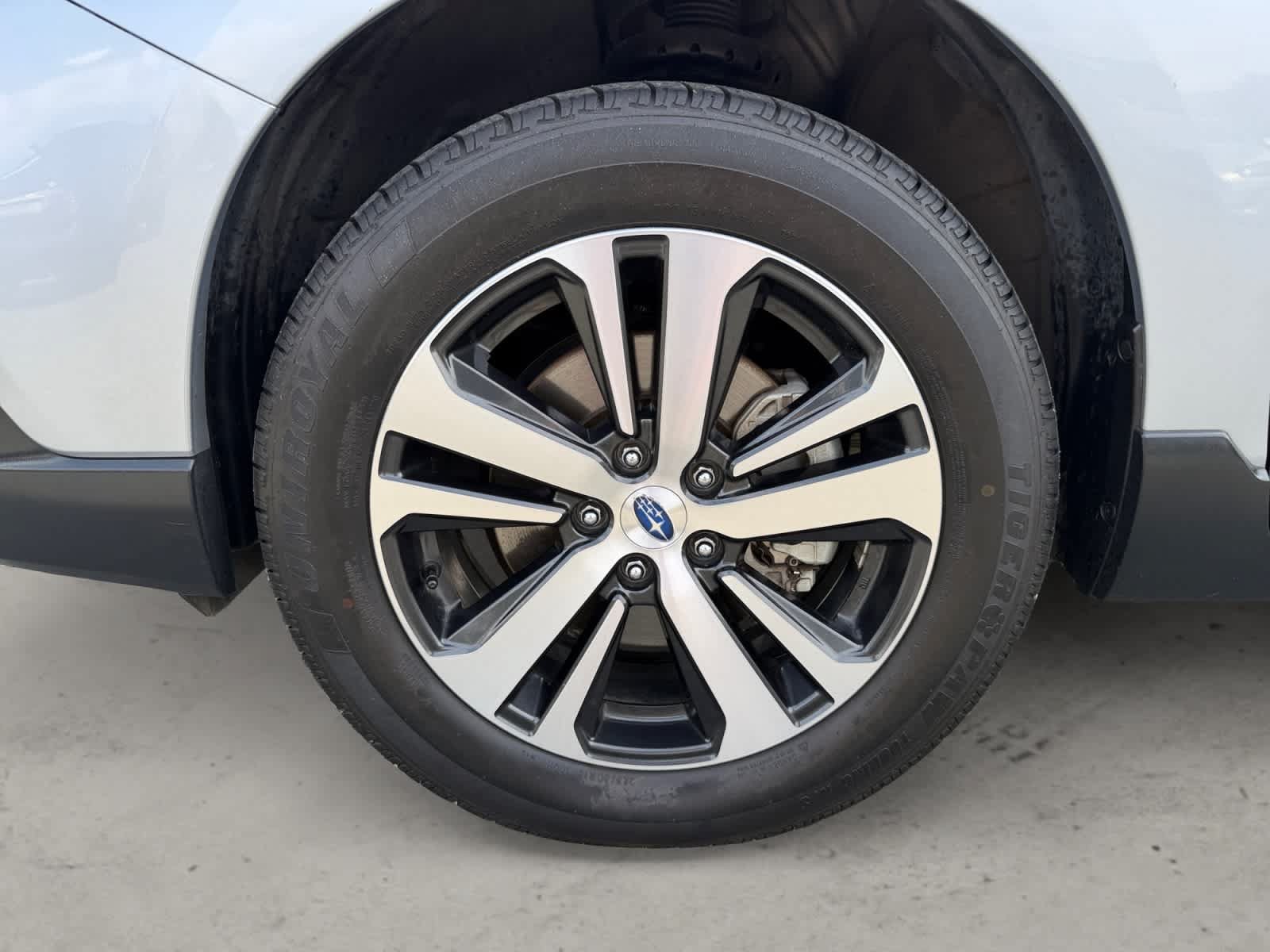 Used 2019 Subaru Outback 2.5i Limited AWD/4WD image 10
