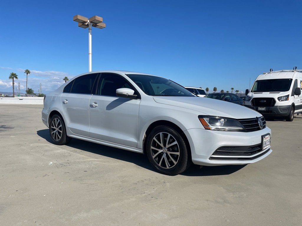 Used 2017 Volkswagen Jetta SE