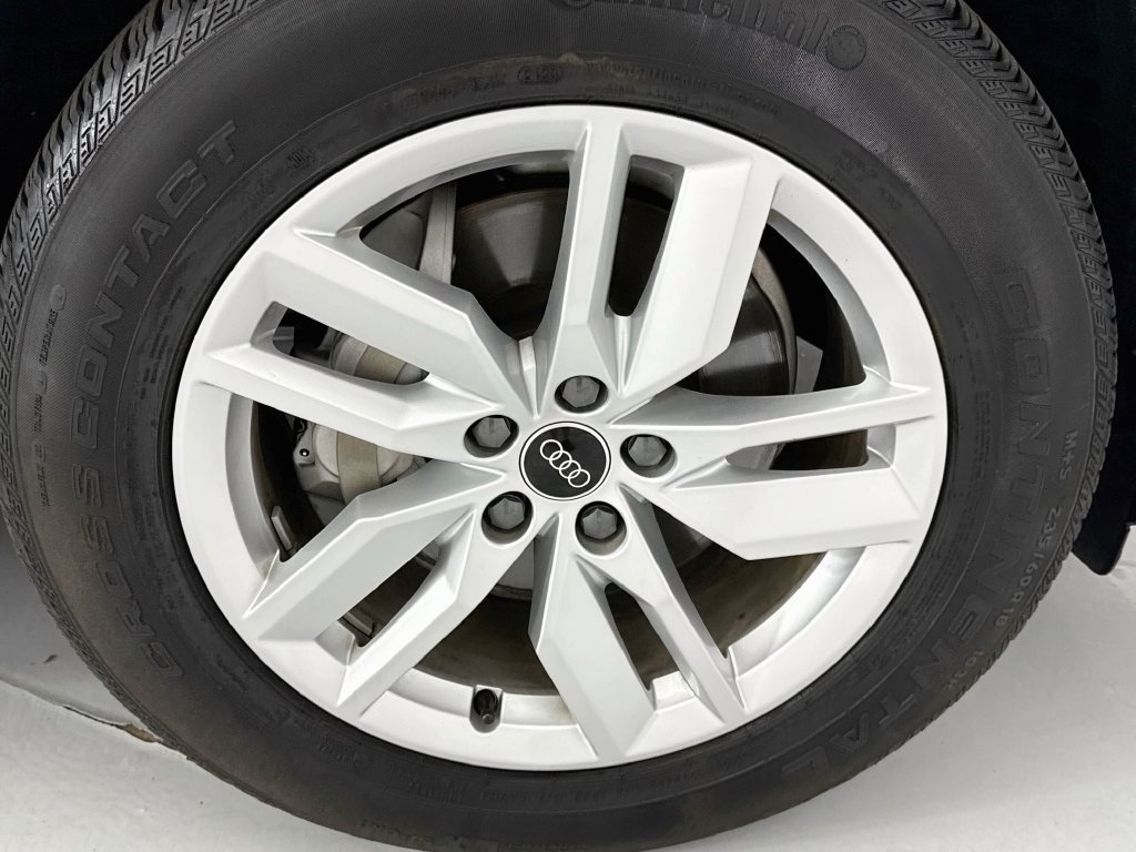 Used 2023 Audi Q5 2.0T Premium w/ Convenience Package AWD/4WD image 30