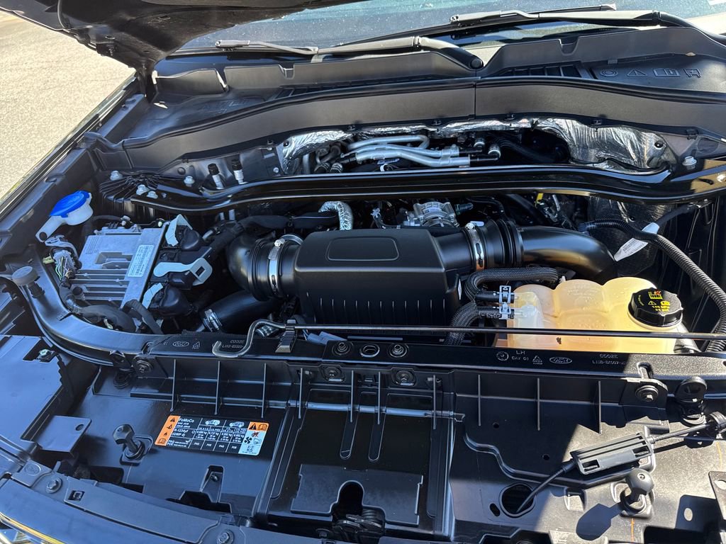 Used 2020 Ford Explorer ST w/ Premium Technology Package image 27