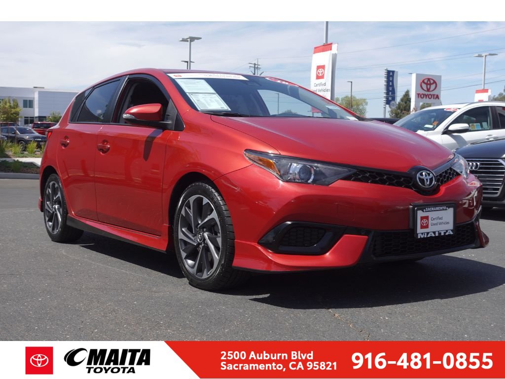 Certified 2018 Toyota Corolla iM w/ All-Weather Mat Package FWD image 1