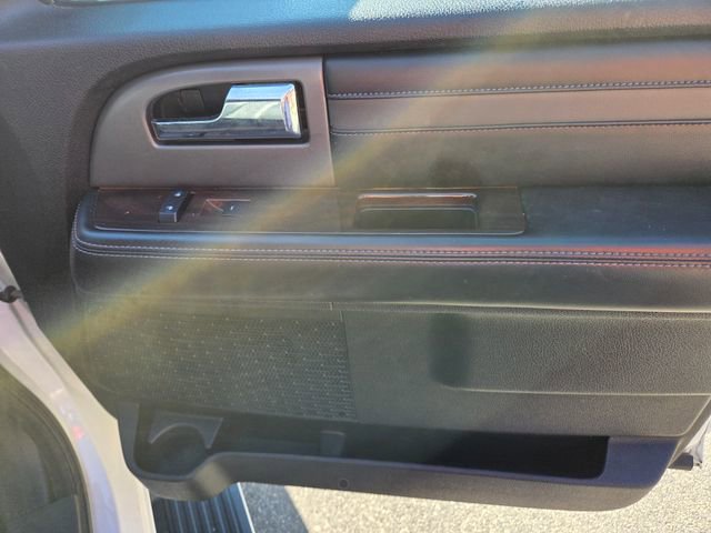 Used 2016 Ford Expedition Platinum image 23