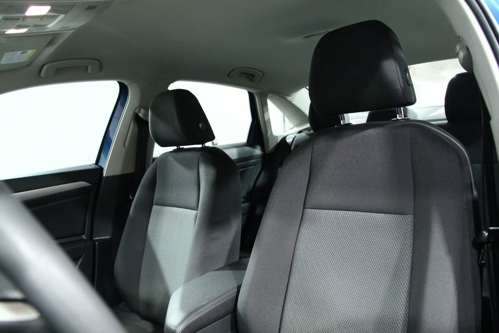 Used 2019 Volkswagen Jetta S image 6