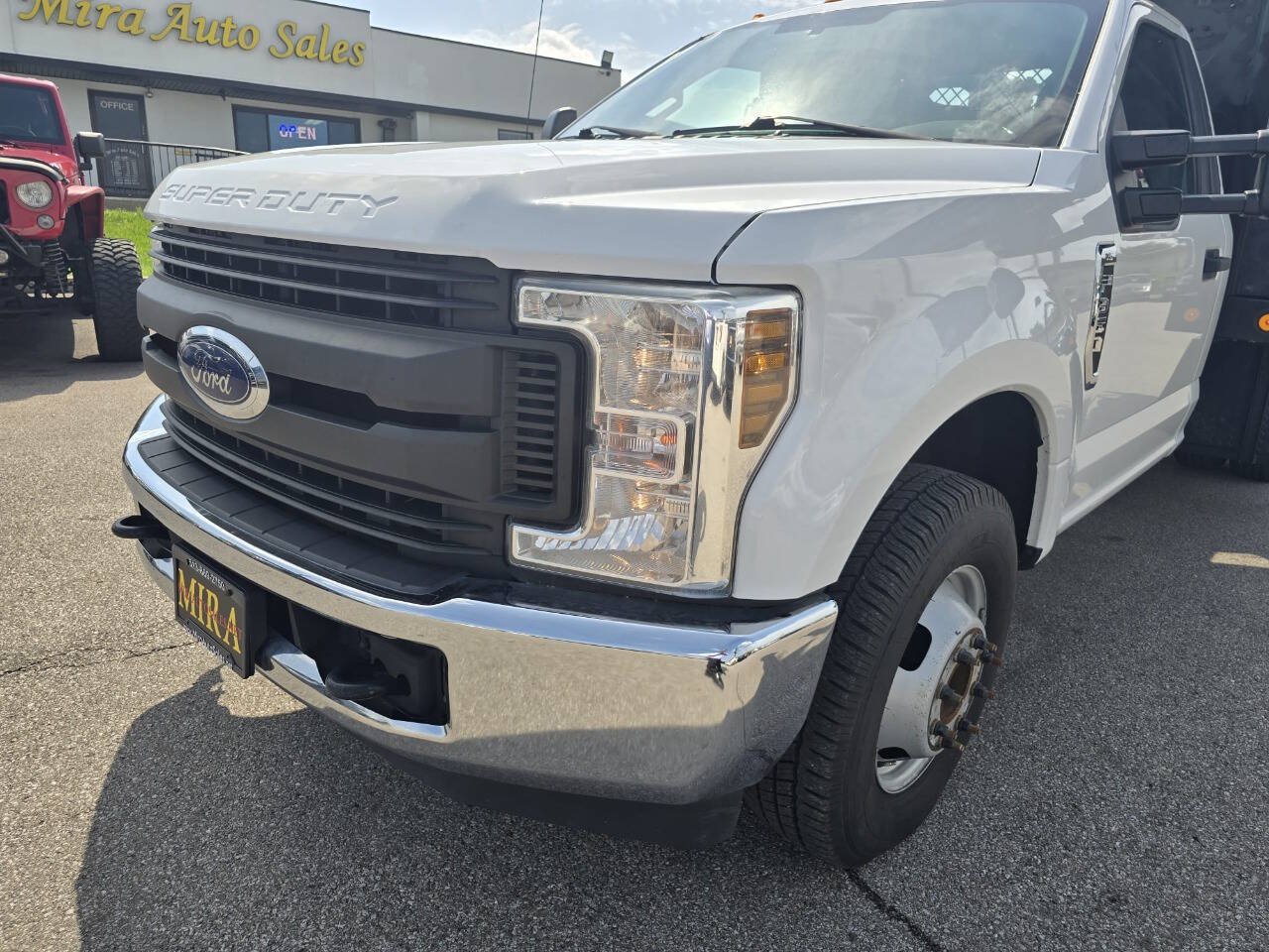 Used 2018 Ford F350 XL w/ Power Equipment Group RWD image 45