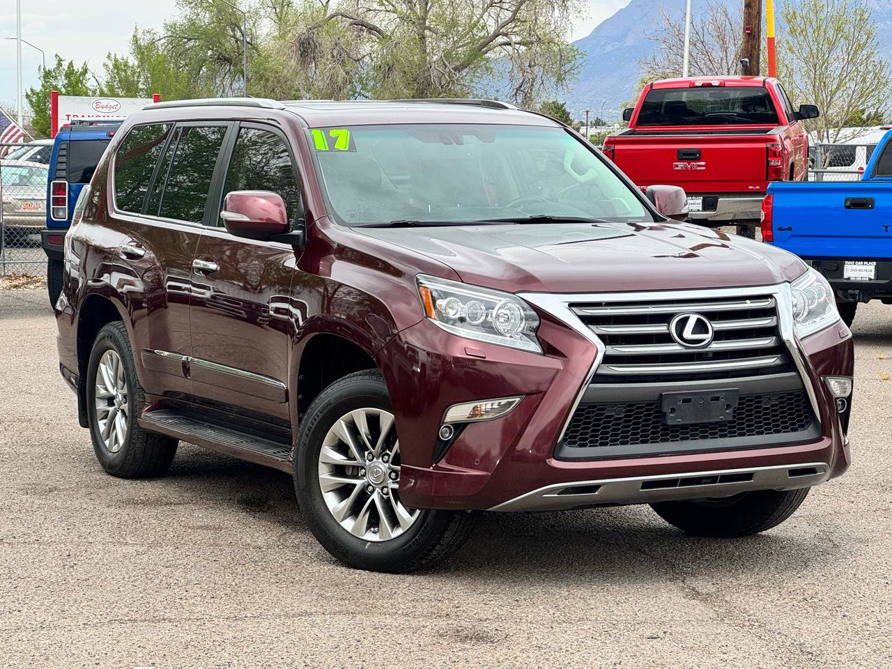 Used 2017 Lexus GX 460 Luxury image 2