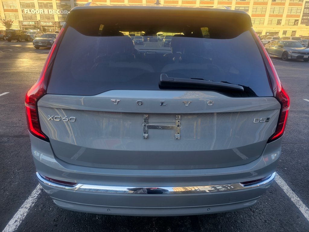 Certified 2025 Volvo XC90 B5 Core AWD/4WD image 34