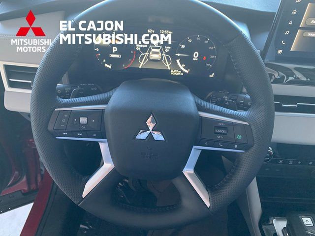 New 2026 Mitsubishi Outlander SE FWD image 13