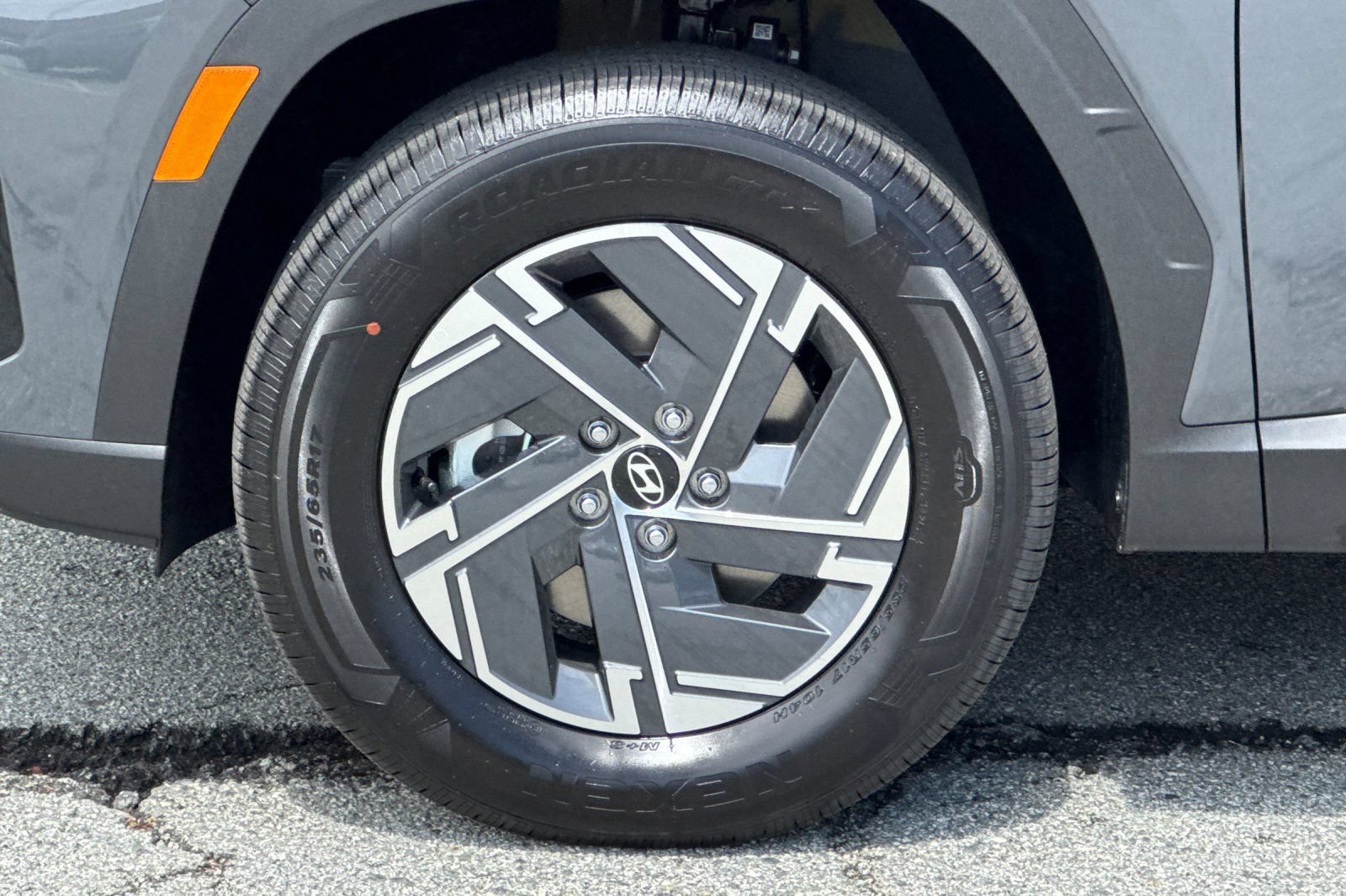 New 2026 Hyundai Tucson Blue SE AWD/4WD image 25