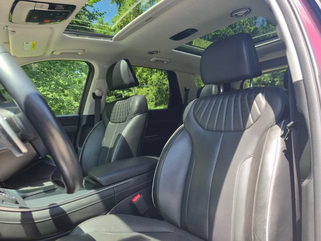 Used 2024 Hyundai Palisade Limited AWD/4WD image 18