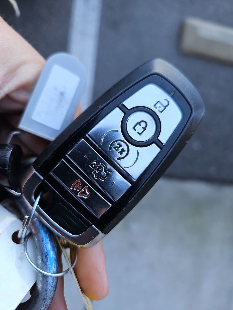 Used 2019 Ford Edge Titanium w/ Equipment Group 301A image 40