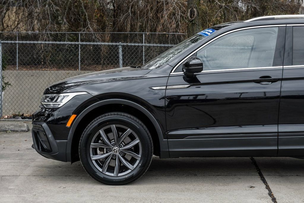 Used 2022 Volkswagen Tiguan SE image 22