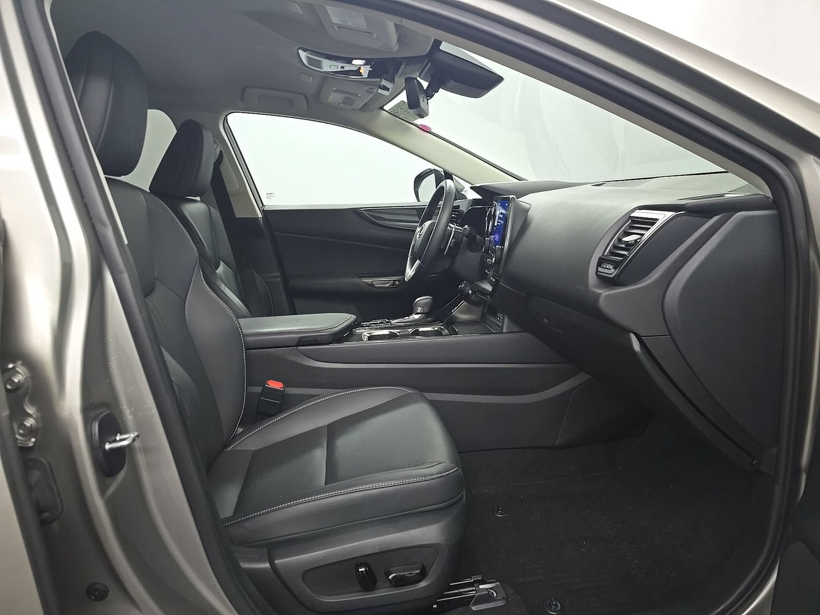 Used 2023 Lexus NX 250 FWD image 8
