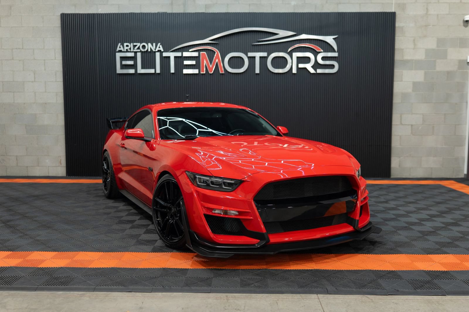 Used 2016 Ford Mustang GT Premium w/ GT Performance Package RWD image 2