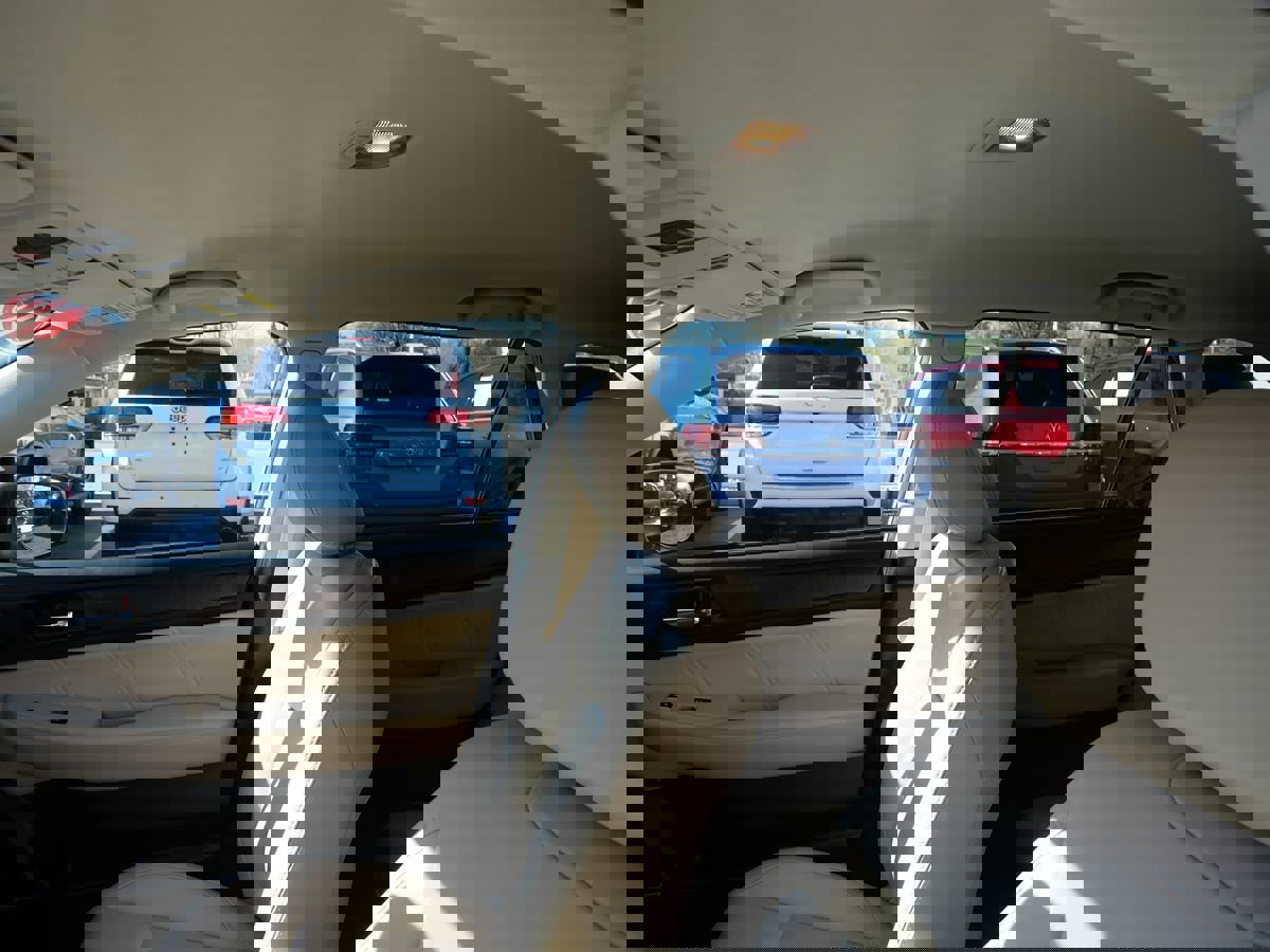 Used 2019 Subaru Outback 2.5i Limited image 11