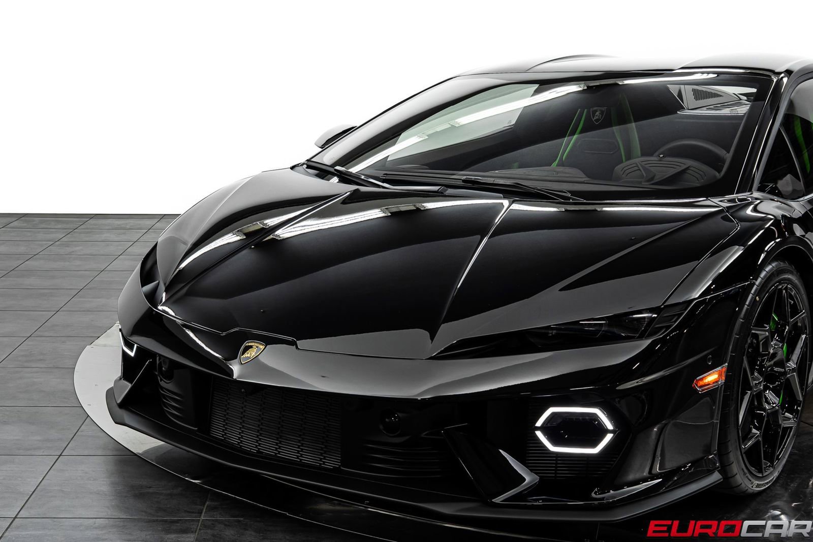Used 2026 Lamborghini Temerario AWD/4WD image 13