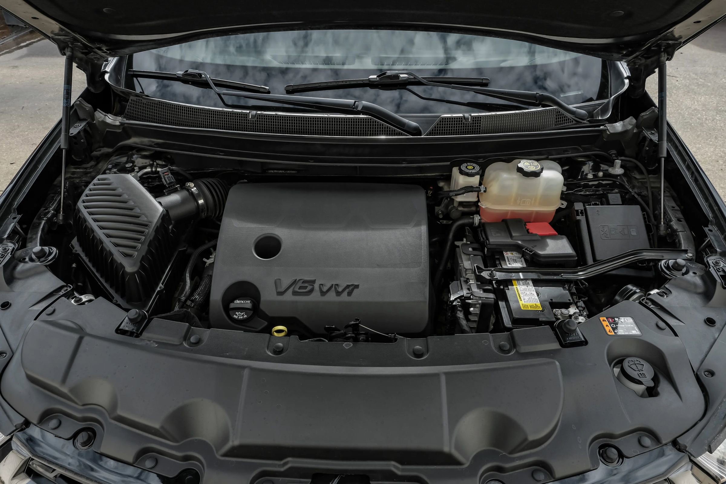 Used 2022 Chevrolet Traverse Premier w/ Redline Edition FWD image 66