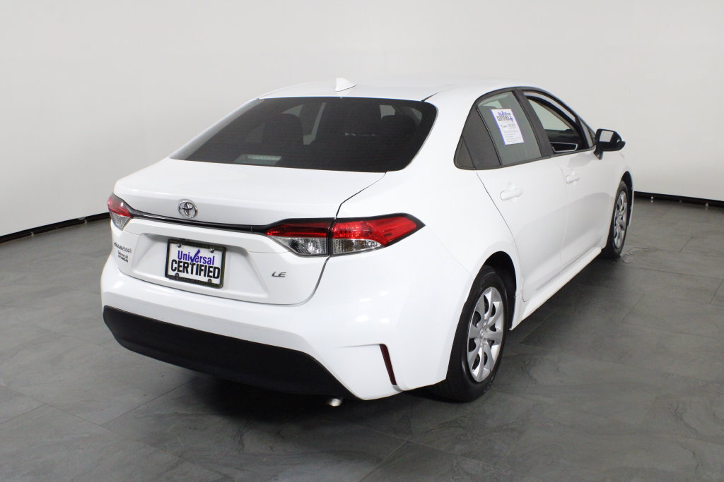 Used 2024 Toyota Corolla LE FWD image 3
