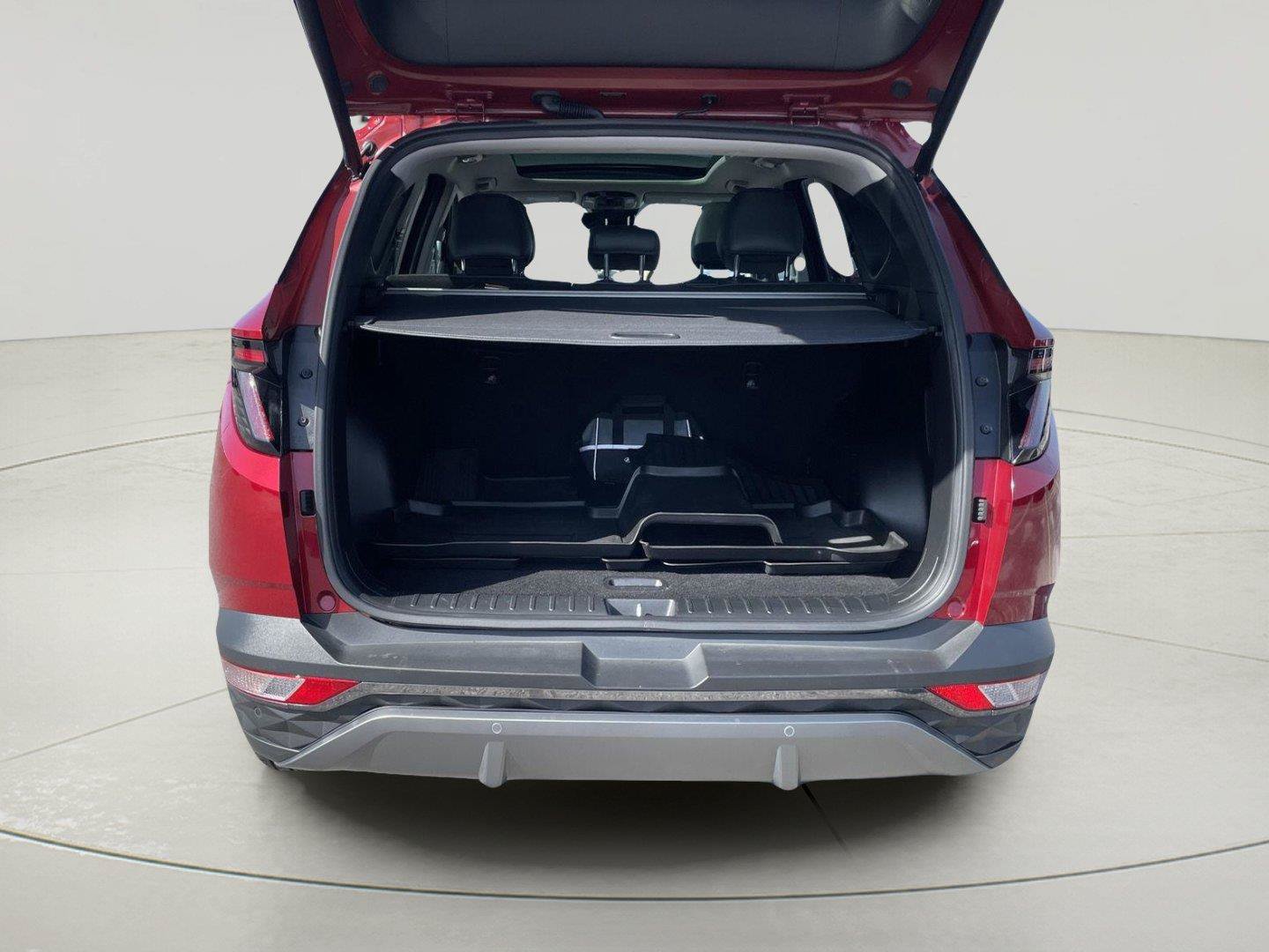 Used 2024 Hyundai Tucson Limited AWD/4WD image 9