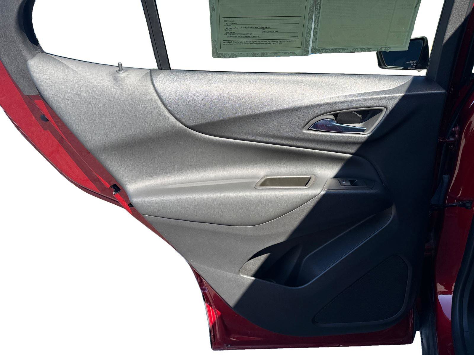 Used 2023 Chevrolet Equinox LT image 16