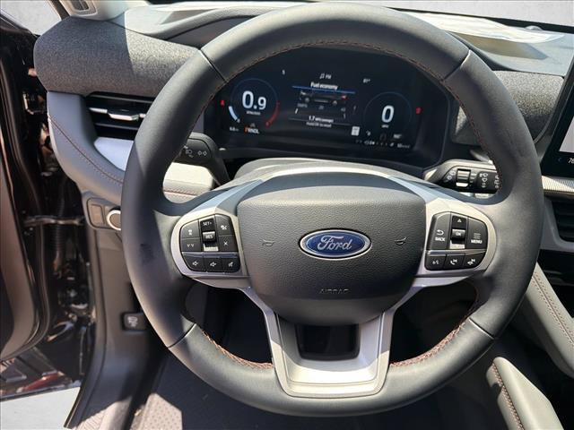 New 2026 Ford Explorer Active RWD image 13