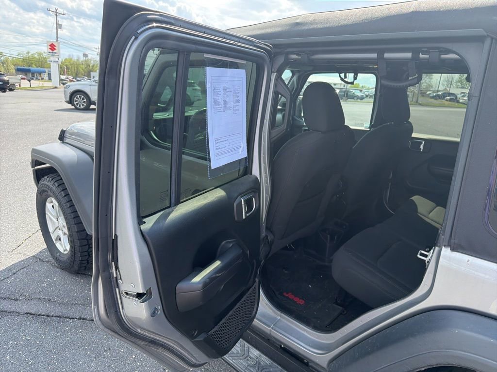 Used 2021 Jeep Wrangler Unlimited Sport image 16