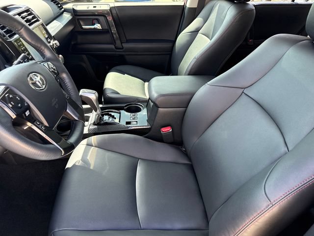 Used 2023 Toyota 4Runner TRD Off-Road Premium AWD/4WD image 10