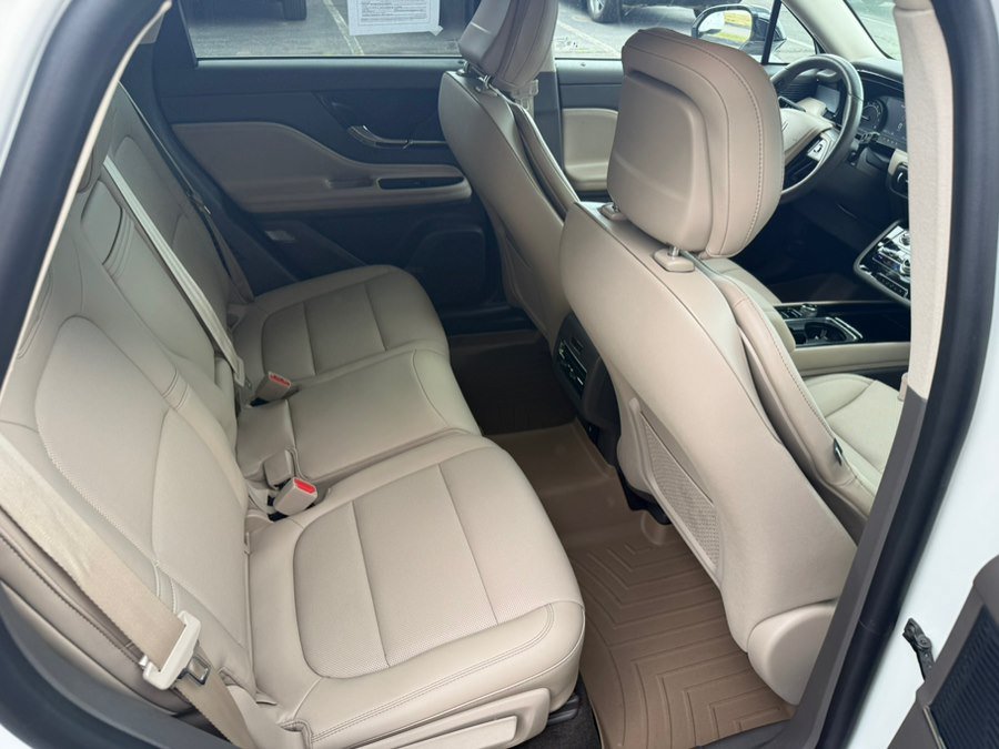 Used 2020 Lincoln Corsair AWD w/ Premium Package image 28