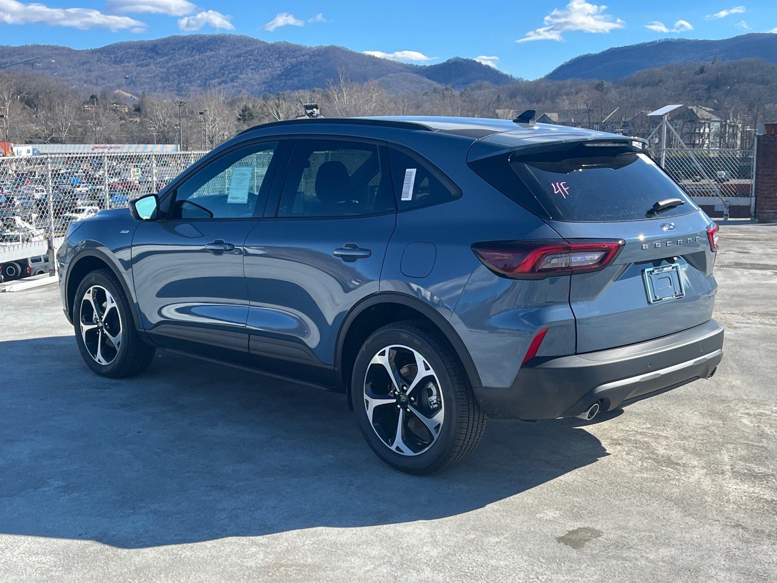 New 2026 Ford Escape ST-Line Select w/ Equipment Group 401A AWD/4WD image 4