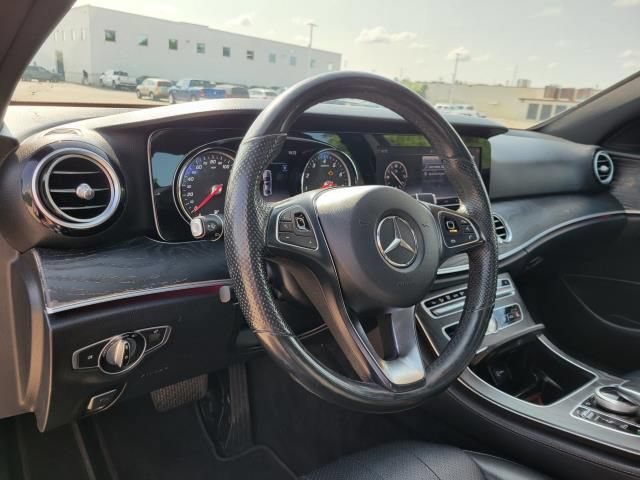 Used 2018 Mercedes-Benz E 400 4MATIC Sedan image 19