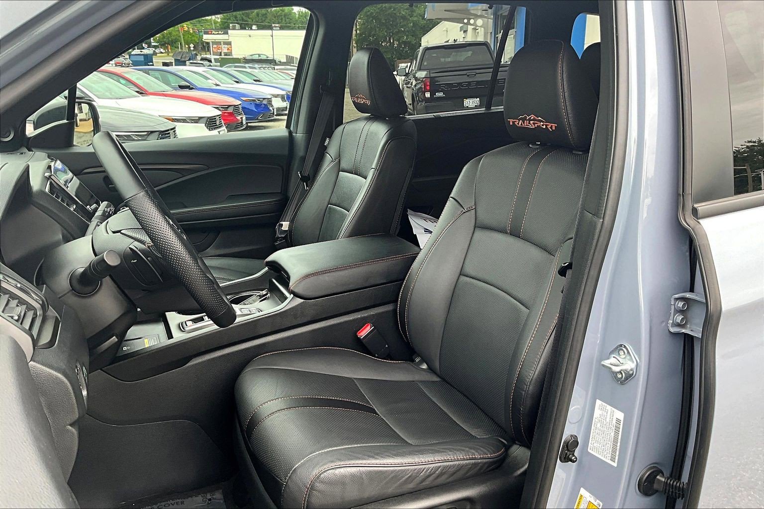 Used 2025 Honda Passport TrailSport image 27