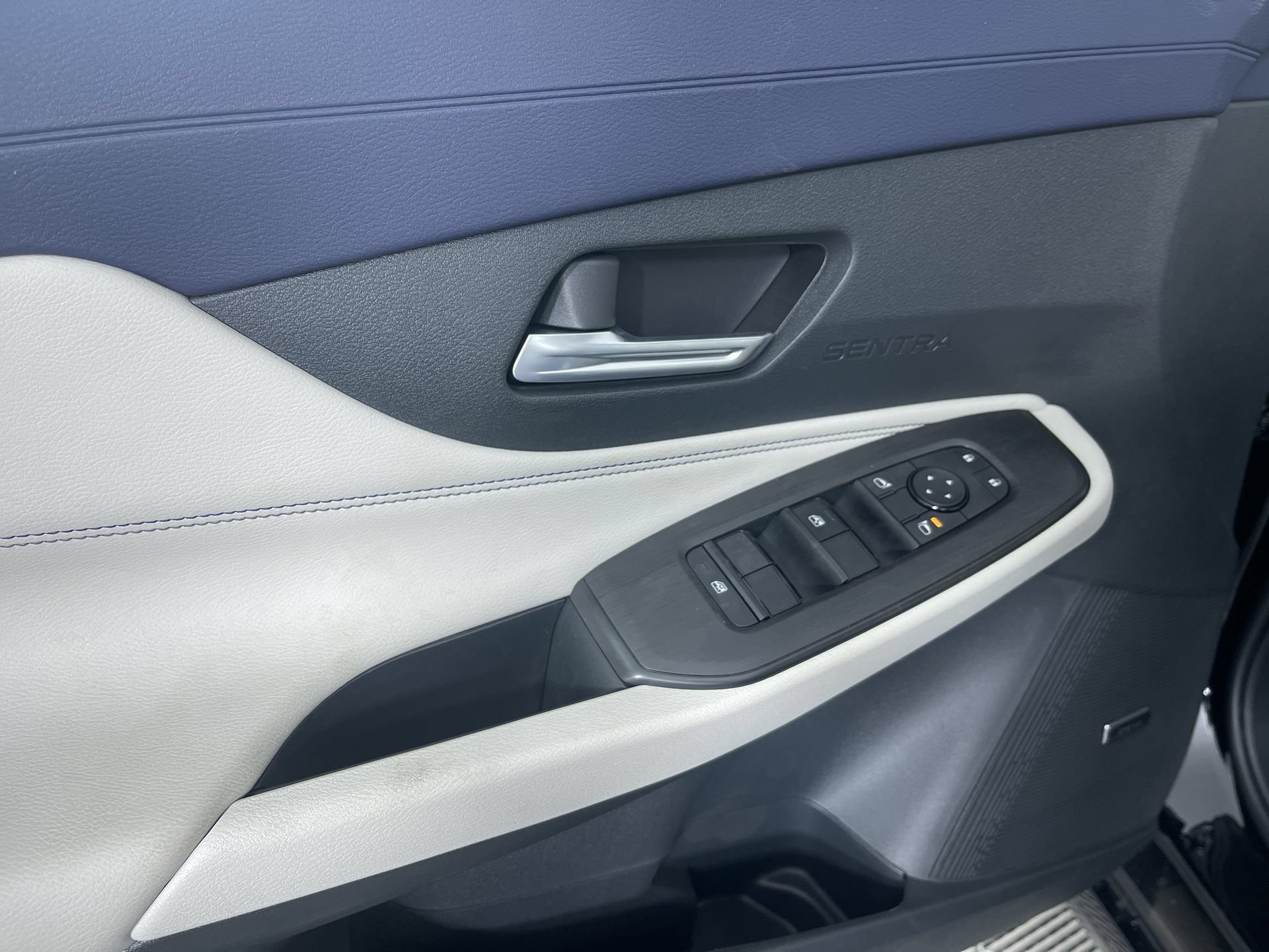 New 2026 Nissan Sentra SL w/ Floor Mat Package FWD image 14
