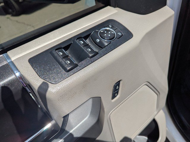 Used 2016 Ford F150 XLT AWD/4WD image 10