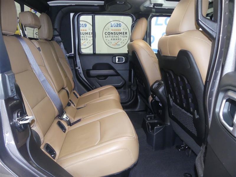Used 2021 Jeep Gladiator Rubicon w/ Cold Weather Group AWD/4WD image 21