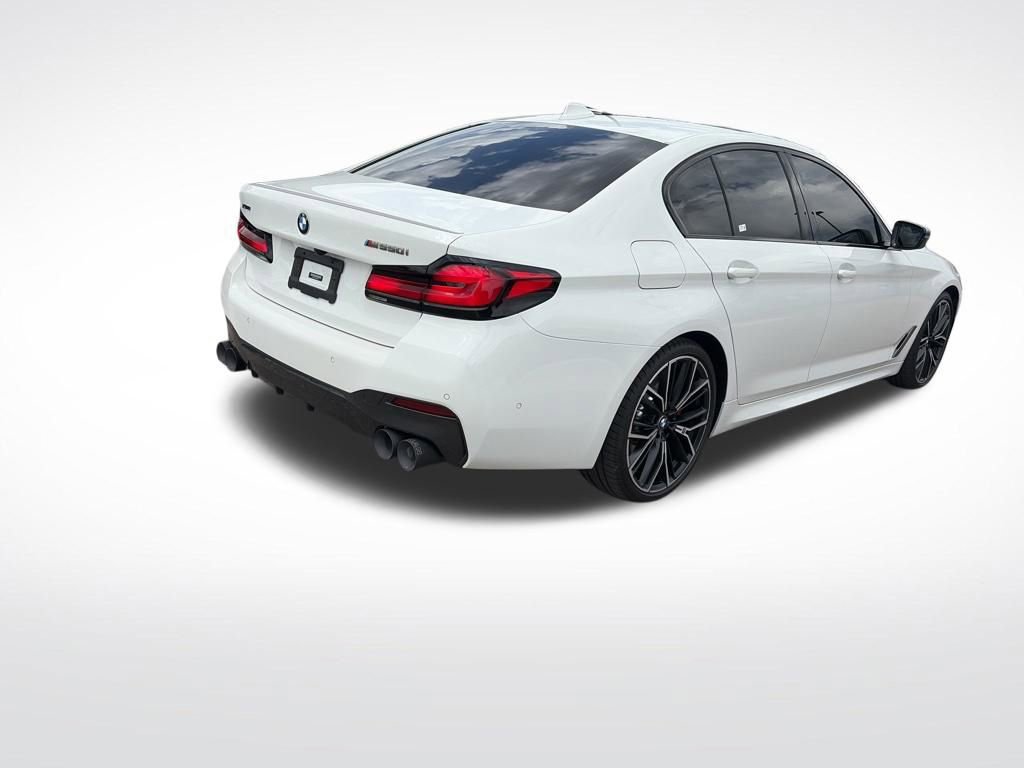 Used 2021 BMW M550i xDrive AWD/4WD image 4