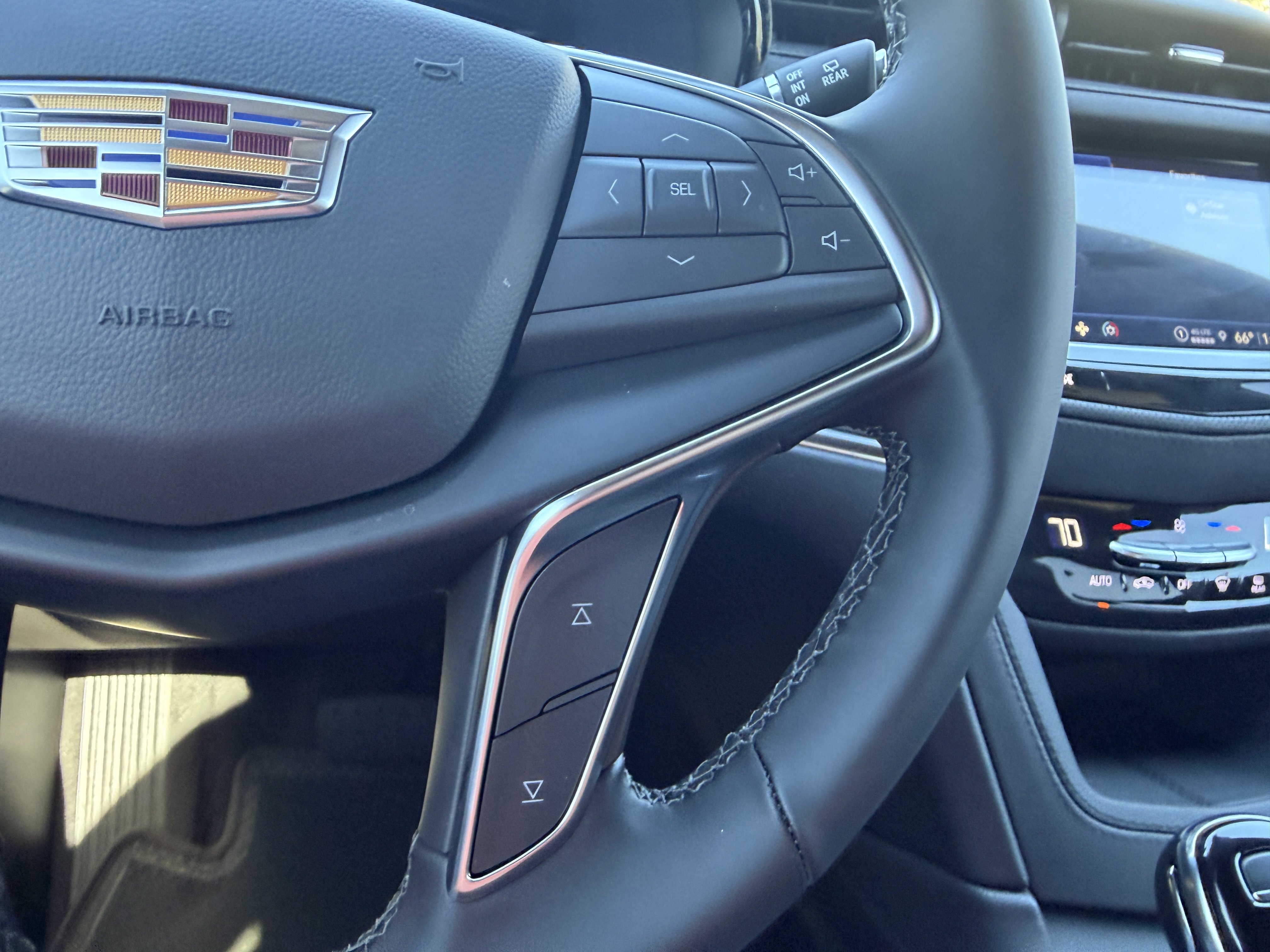 New 2026 Cadillac XT5 Luxury image 28