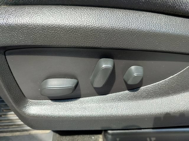 Used 2018 Chevrolet Silverado 2500 LT w/ LT Convenience Package AWD/4WD image 16