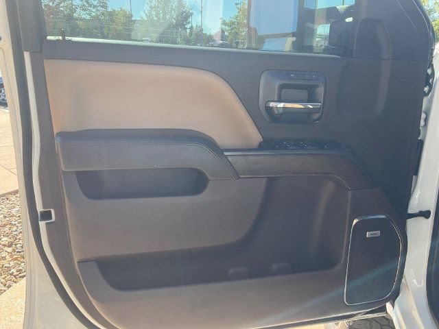 Used 2019 GMC Sierra 2500 Denali w/ Duramax Plus Package AWD/4WD image 19