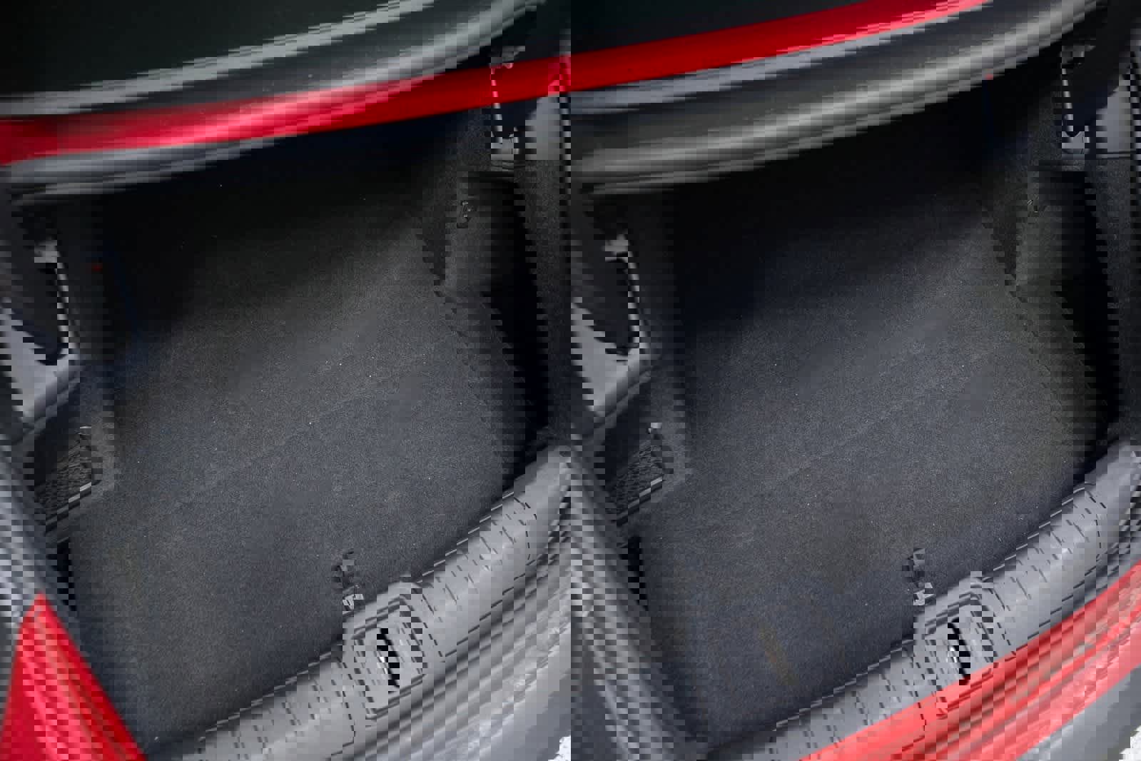 Certified 2024 Porsche Taycan image 31